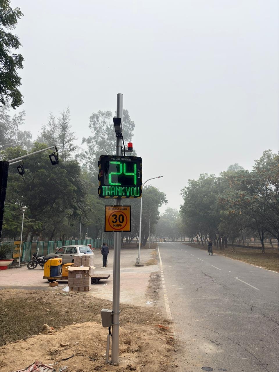 Radar Speed Display – 3 Digit, 16" with Camera